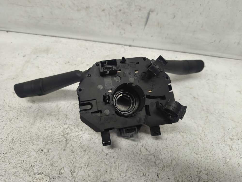 COMMODO VOLANT FIAT - Vue 4